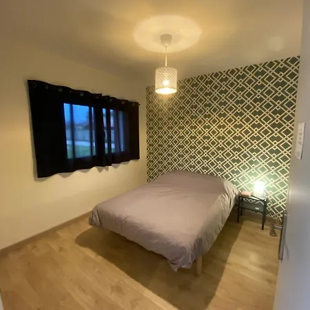 Apartment Chez M&s - Maison 3 Et 3 Salles De Bain Bressolles (Ain)