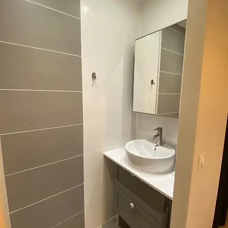 Lägenhet Chez M&s - Maison 3 Et 3 Salles De Bain